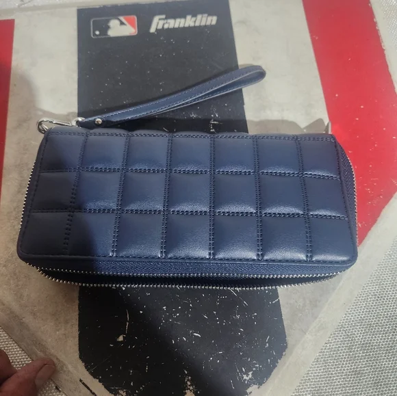 Michael Kors Navy Continental Wallet - Picture 6 of 7